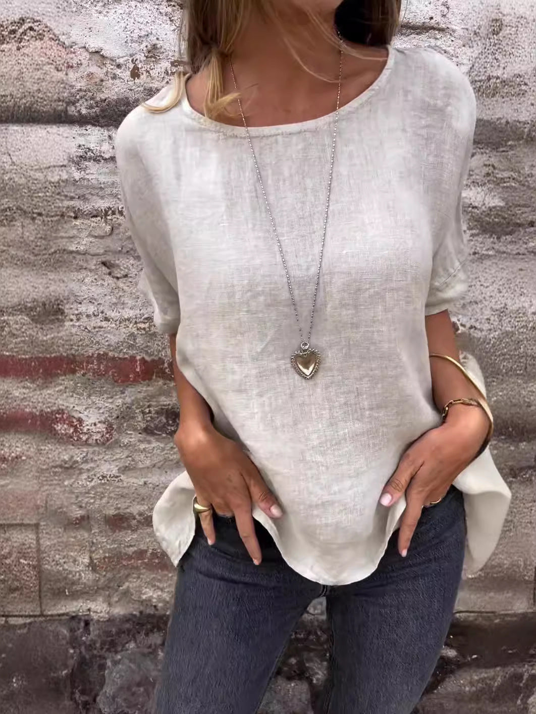 Women's Round Neck Long Sleeve Cotton And Linen Loose-fitting T-shirt Top